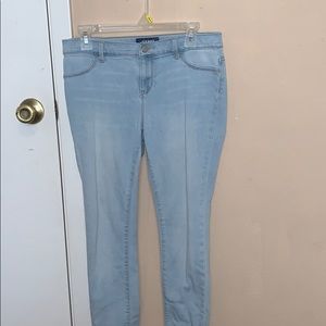 women’s skinny jeans